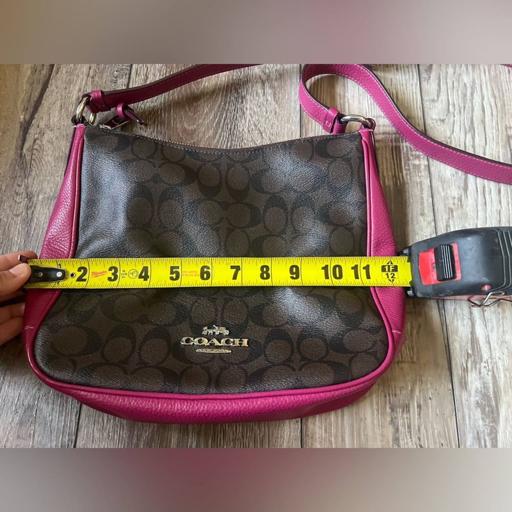 Coach Ellie File Bag In Signature Canvas - Picture 14 of 16